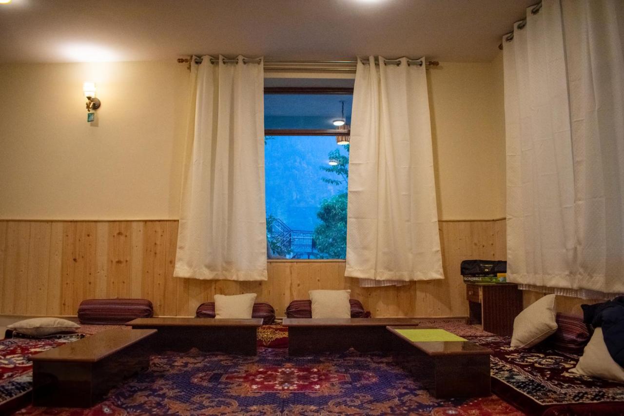 Jal-Vayu Cottages Manāli Zewnętrze zdjęcie